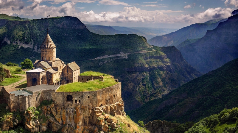 Imagens do CÁUCASO DOS SONHOS: AZERBAIJÃO, GEÓRGIA E ARMÊNIA